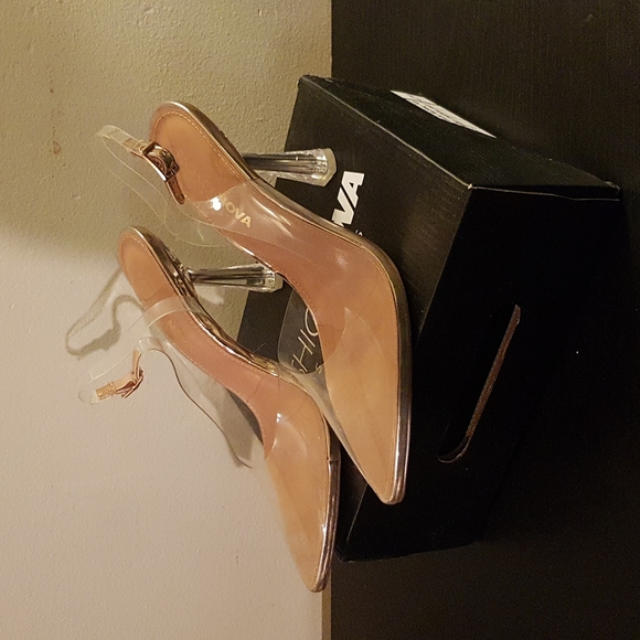 COPY - FashionNova Clear Slingback Heels - Picture 2 of 4